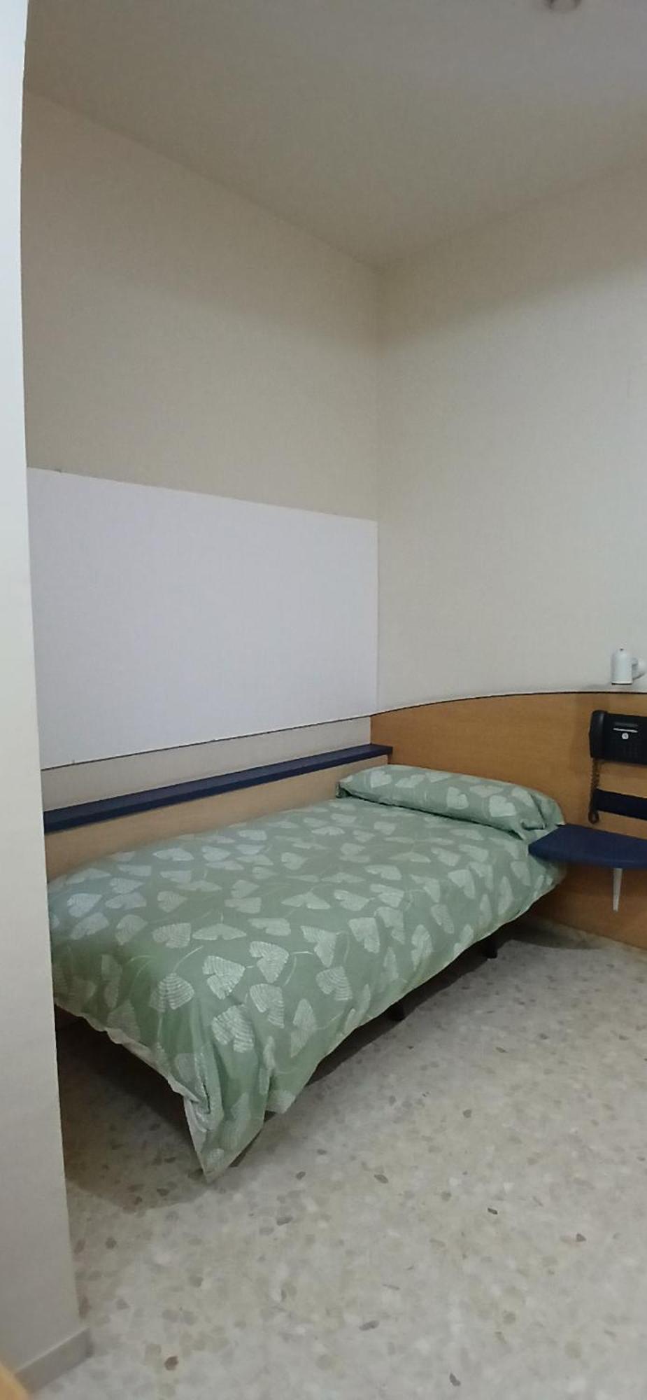Larru Los Bermejales Residencia Universitaria Sevilla Exterior foto